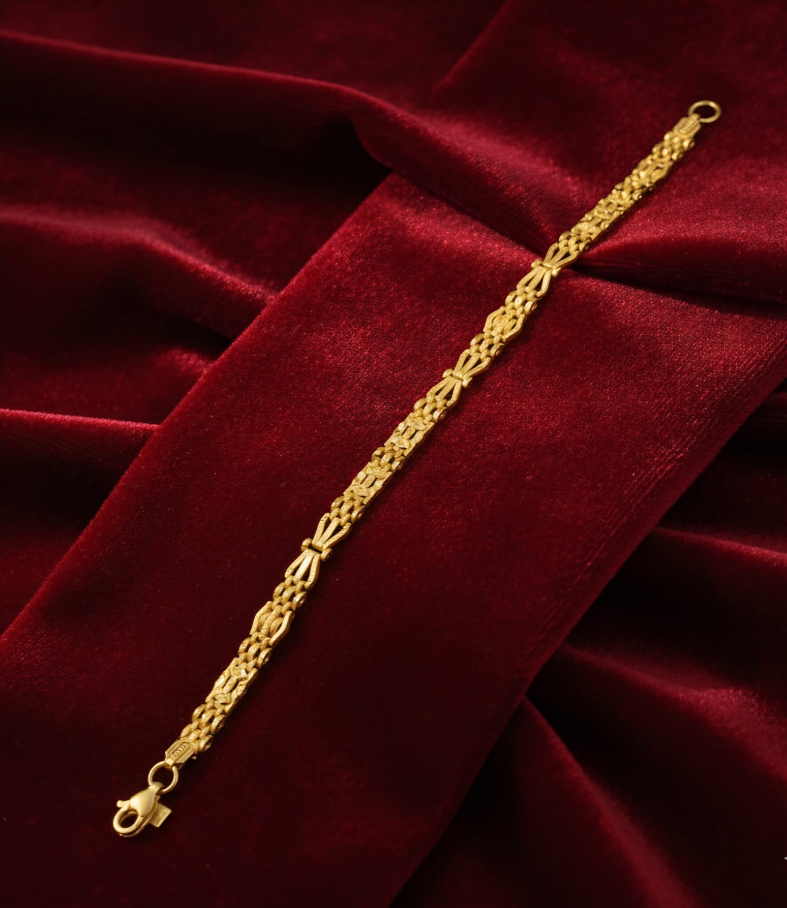 Classic Royal artisan vintage-inspired men's bracelet 22k gold Classic Royal artisan vintage-inspired men's bracelet 22k gold