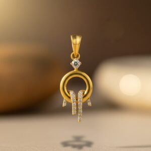 Sparkling halo shaped charm pendent 22k gold